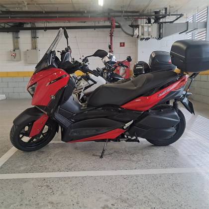 YAMAHA XMAX ABS 
